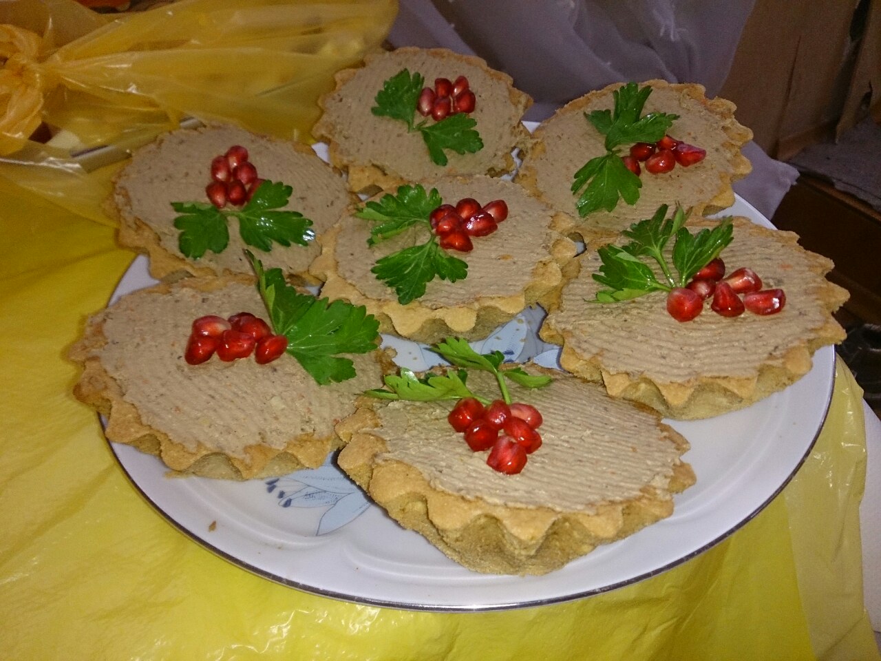 Фото Тарталетки с нежным куриным паштетом