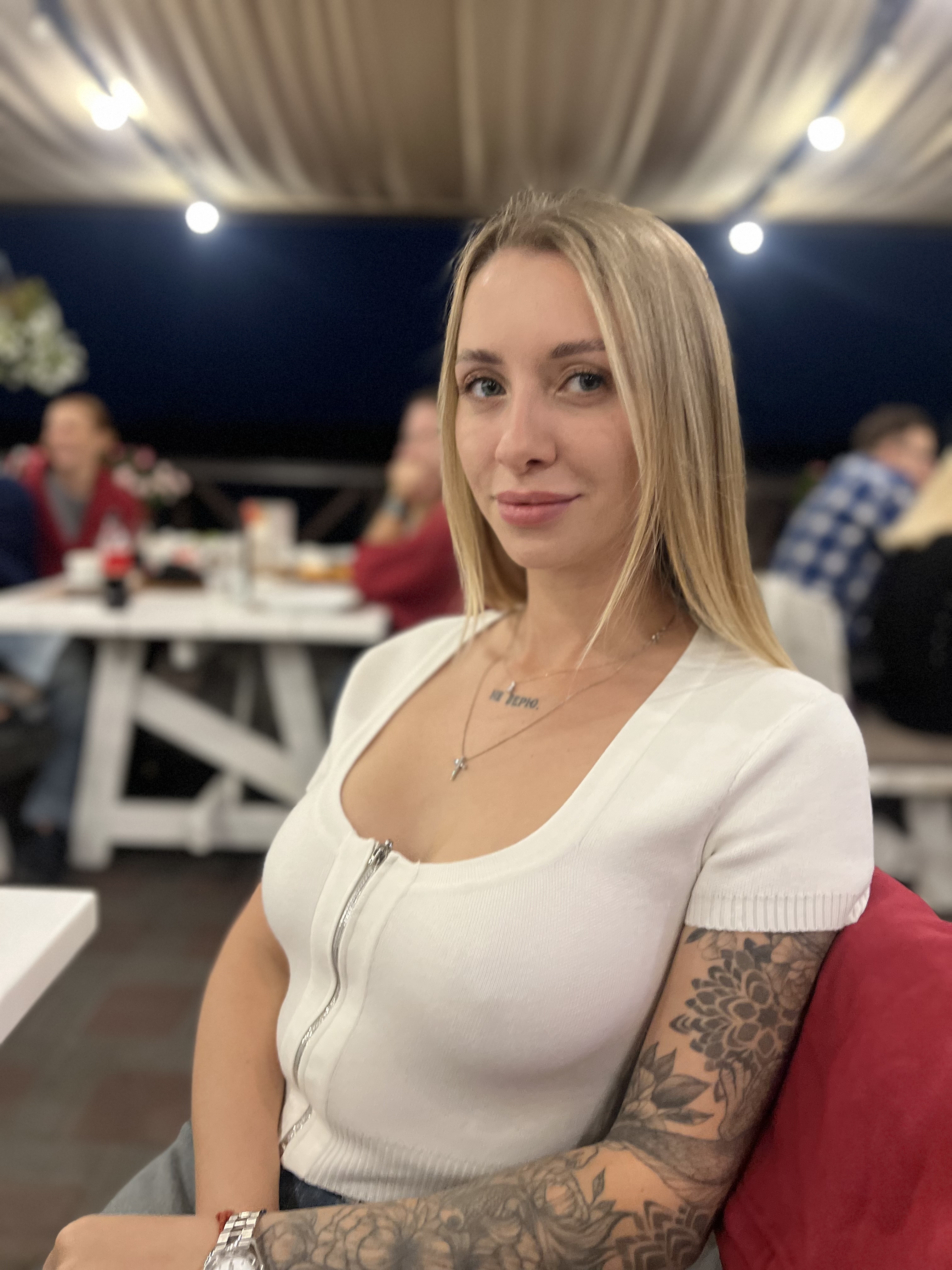 Фото • Рекрутер із п’ятирічним досвідом роботи  
• Добре розбираюся в людях та їх потенціалі  
• Надаю тільки релевантних і ліквідних кандидатів  
• Допомагаю компаніям та підприємствам швидко закривати вакансії  
• Підбір персоналу якісно та під ваші вимоги  
• Працюю без передоплати  
• Оплата у 100% обсязі здійснюється після виходу кандидата на роботу  
• Економлю ваш час і ресурси  
• Працюю на результат — знаходжу саме тих, хто потрібен  
• Гарантую оперативність і відповідальний підхід
