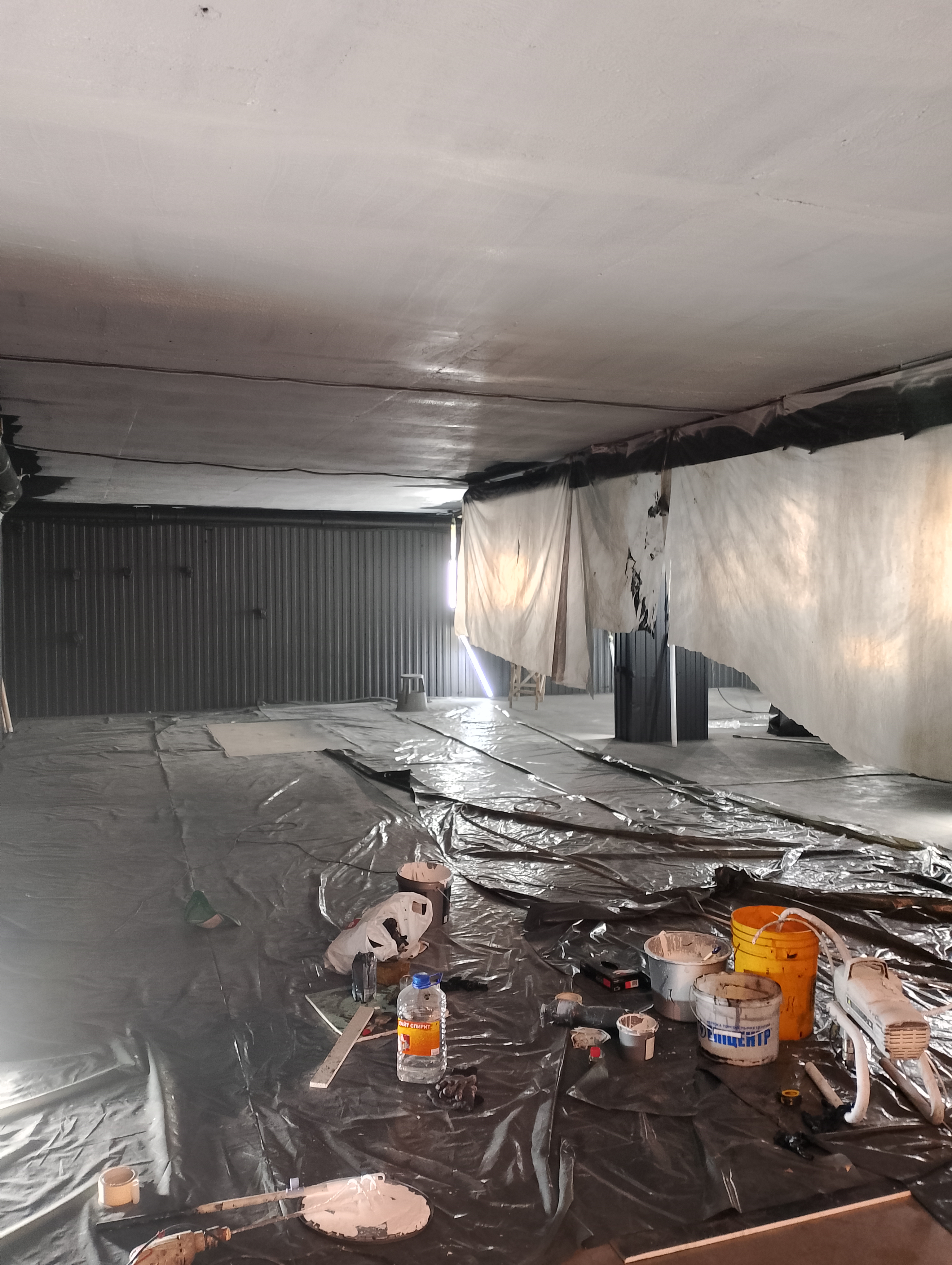 Фото Безвоздушне фарбування.