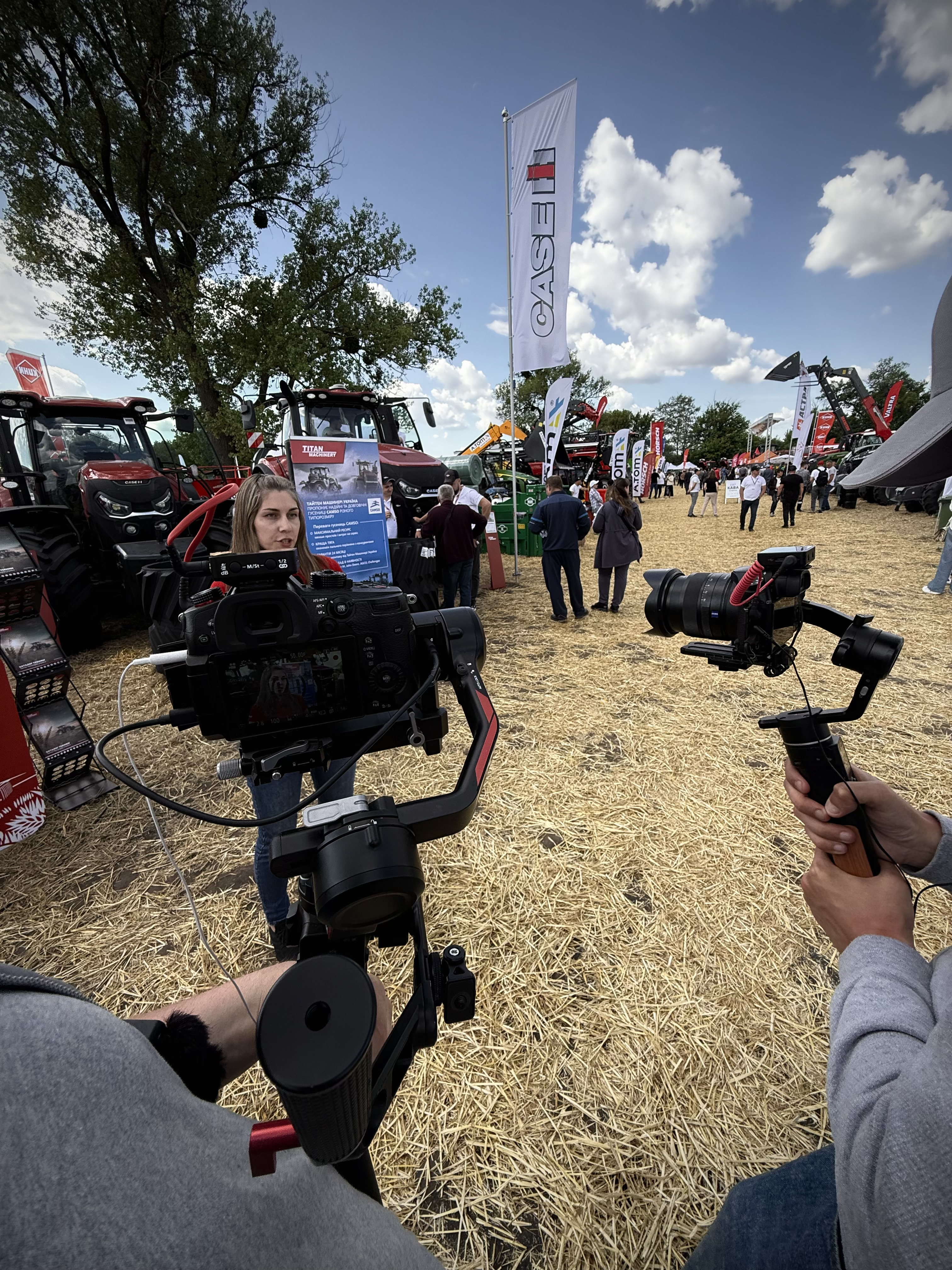 Фото Відеозйомка аграрної події з акцентом на ключові моменти та атмосферу заходу