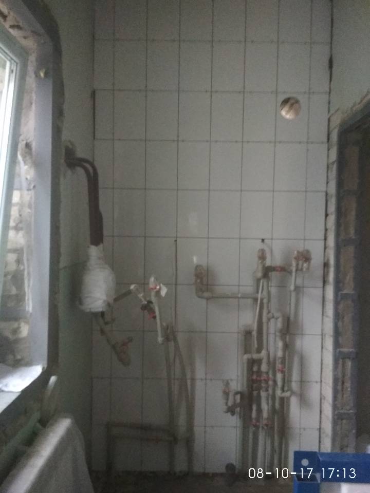 Фото Плитка за коммуникациями -1день