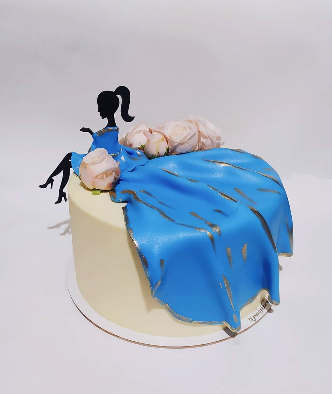 Фото Тортик для красуні 💃🏿