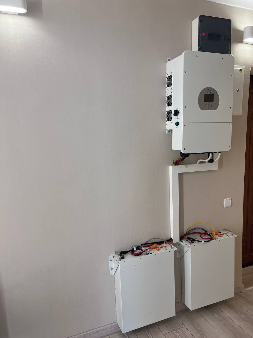 Фото Підключення інверторів 