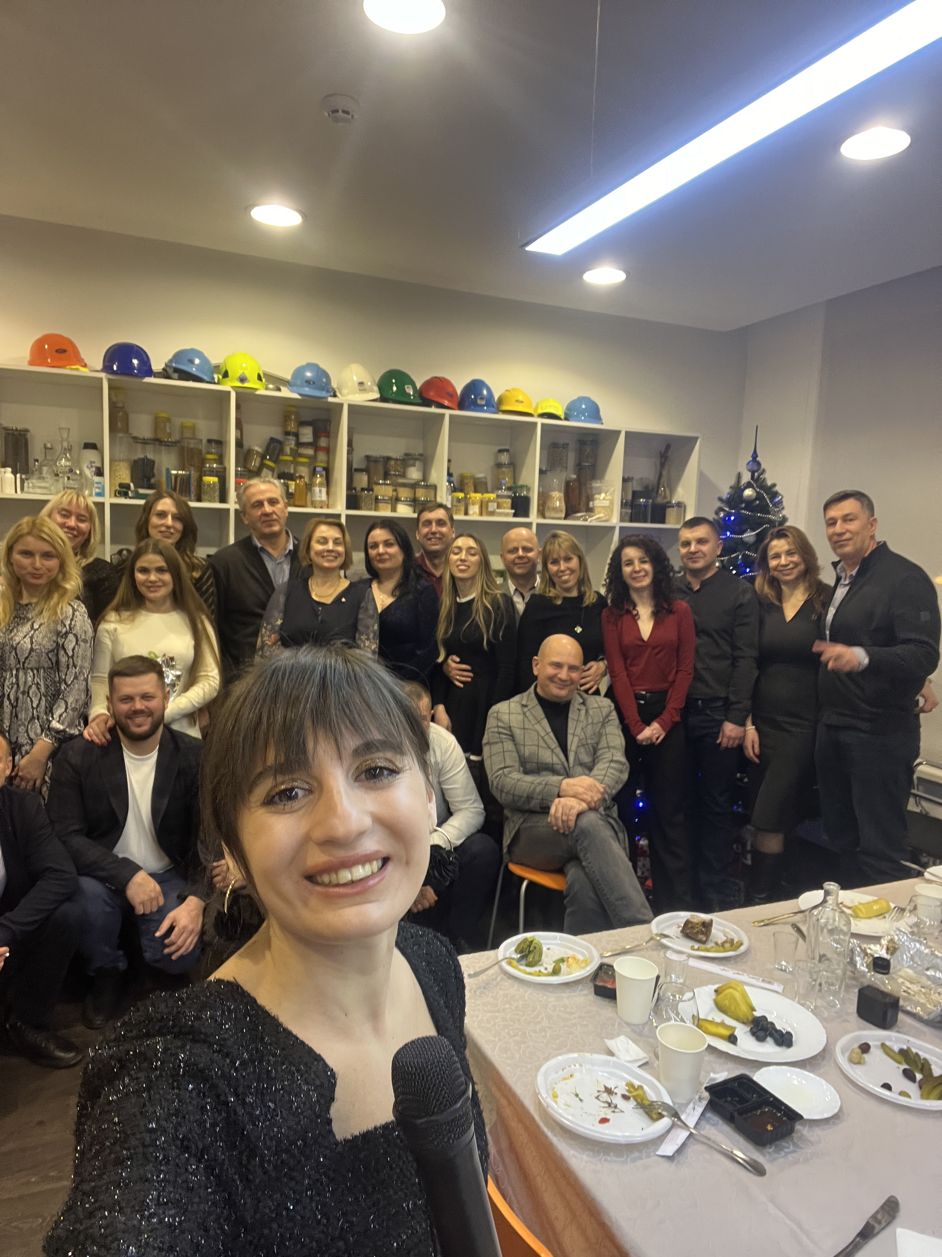 Фото Ведуча на конференцію, майстер-клас, презентацію, тімбілдінг; річницю компанії. 5