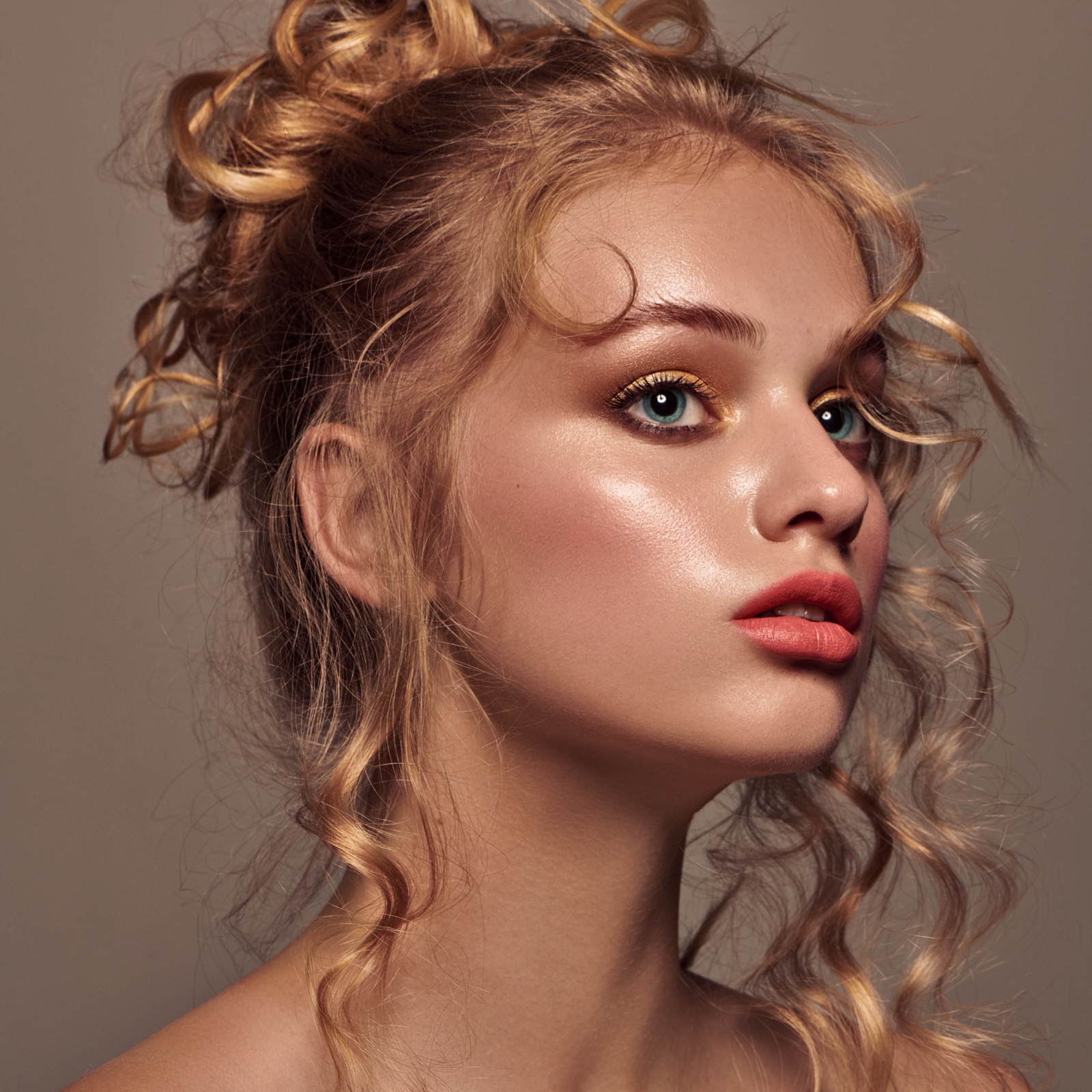 Фото Визажист-стилист 3