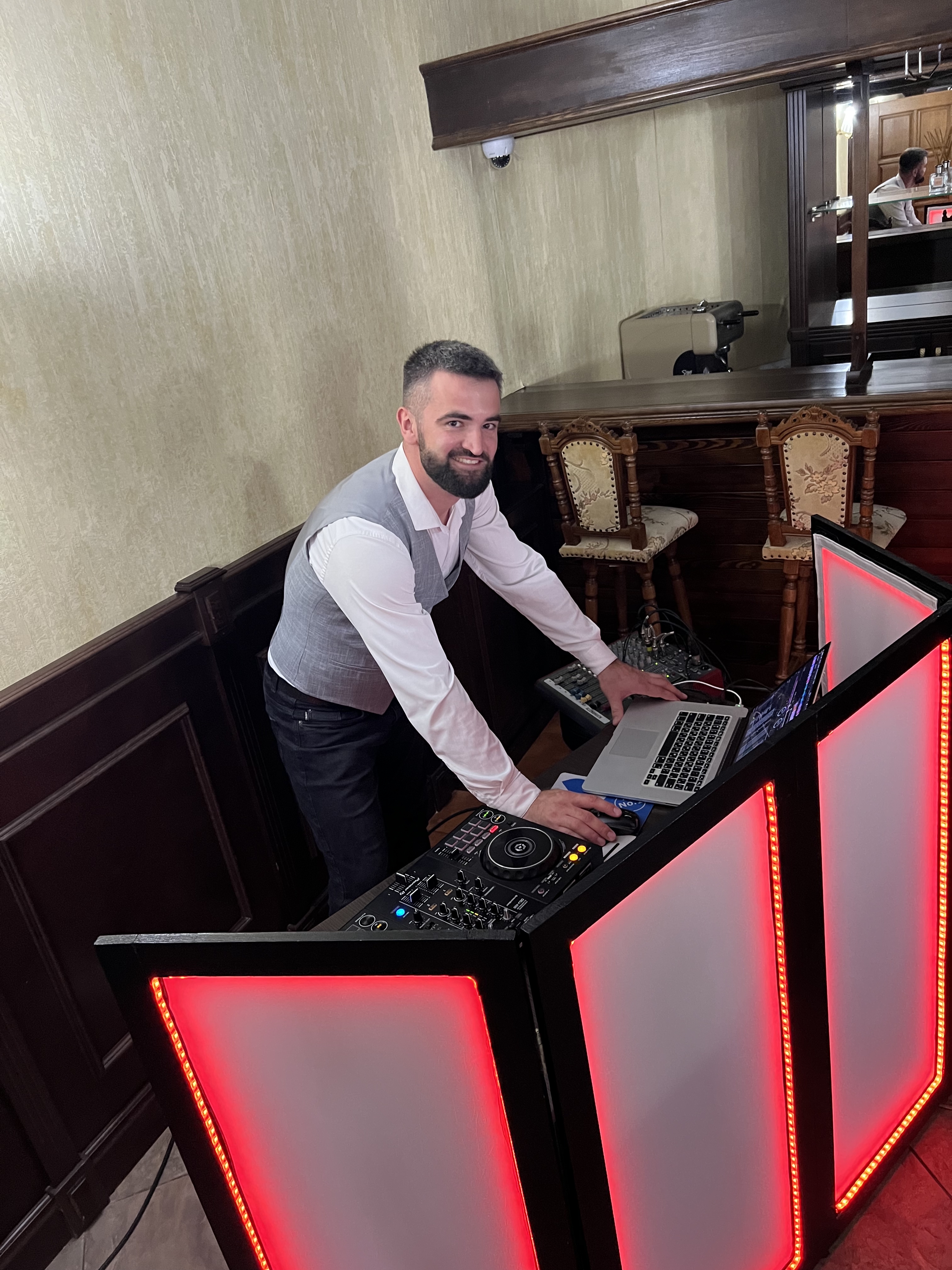 Фото Івент Dj на корпоратив, день народження, конференцію, весілля 3