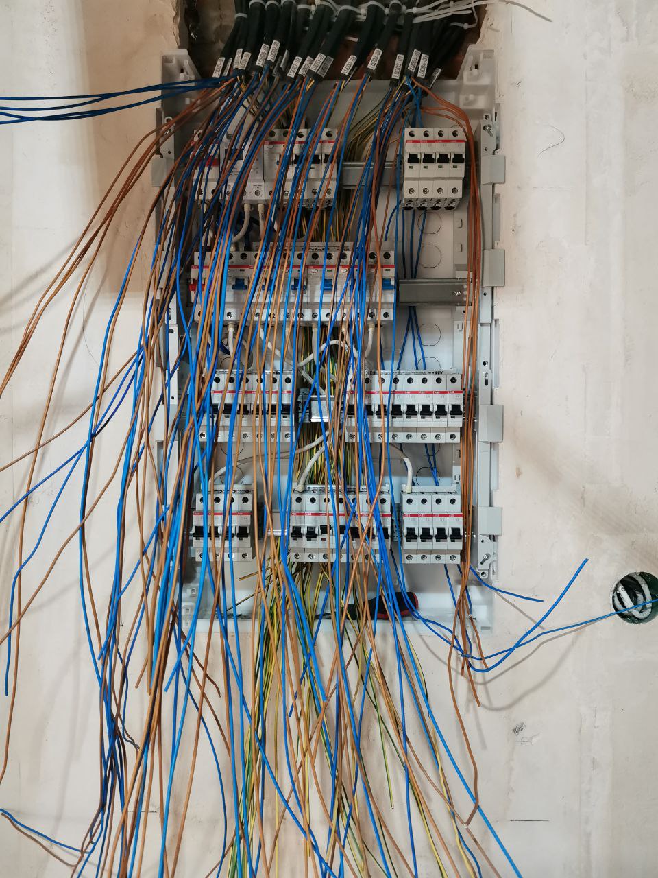 Фото Электромонтаж, сборка электрощитка на ABB