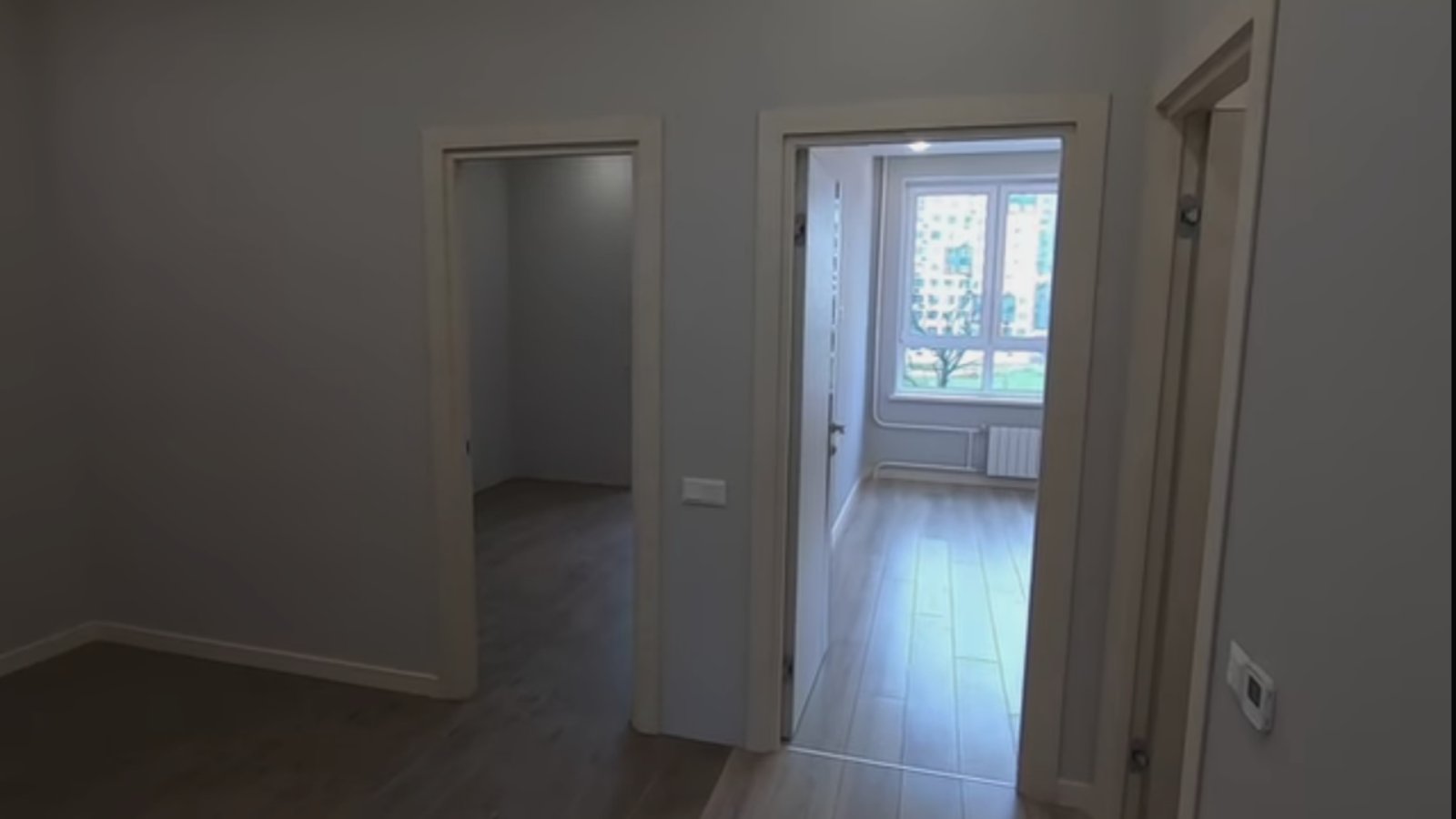 Фото Шпаклювання,фарбування,наклеювання шпалер
