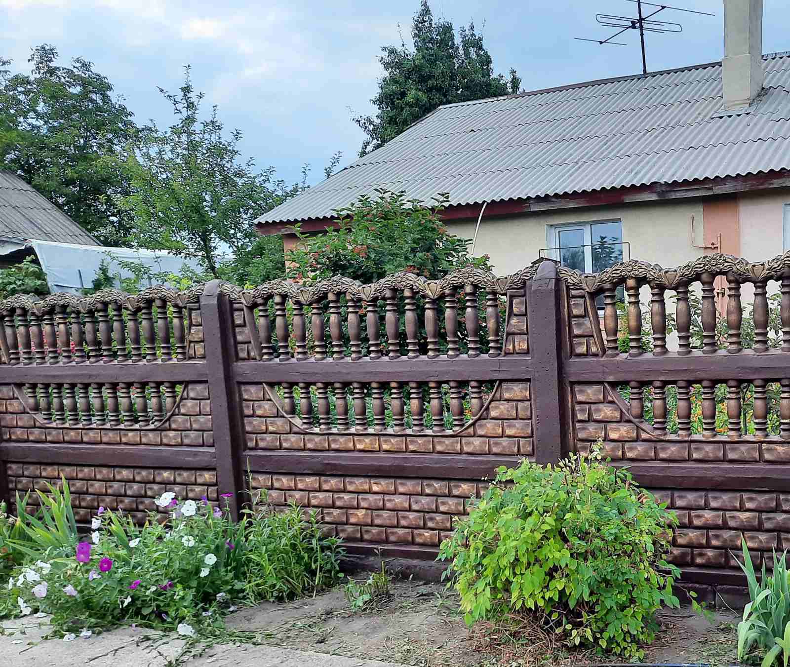 Фото Фарбування парканів.