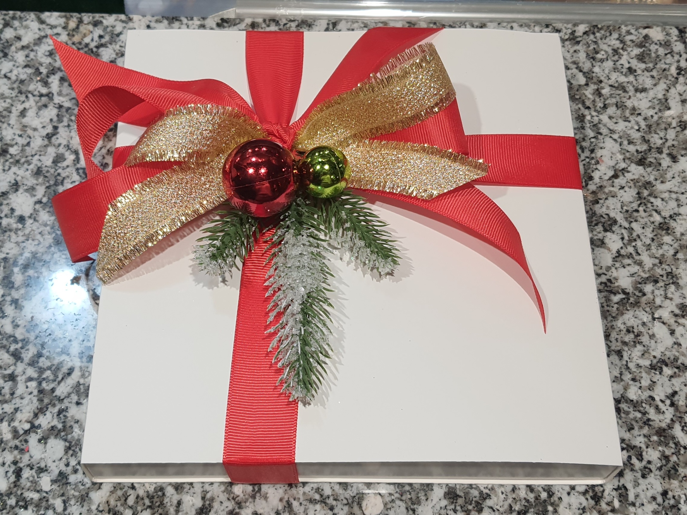 Фото Пакування цукерок на подарунок