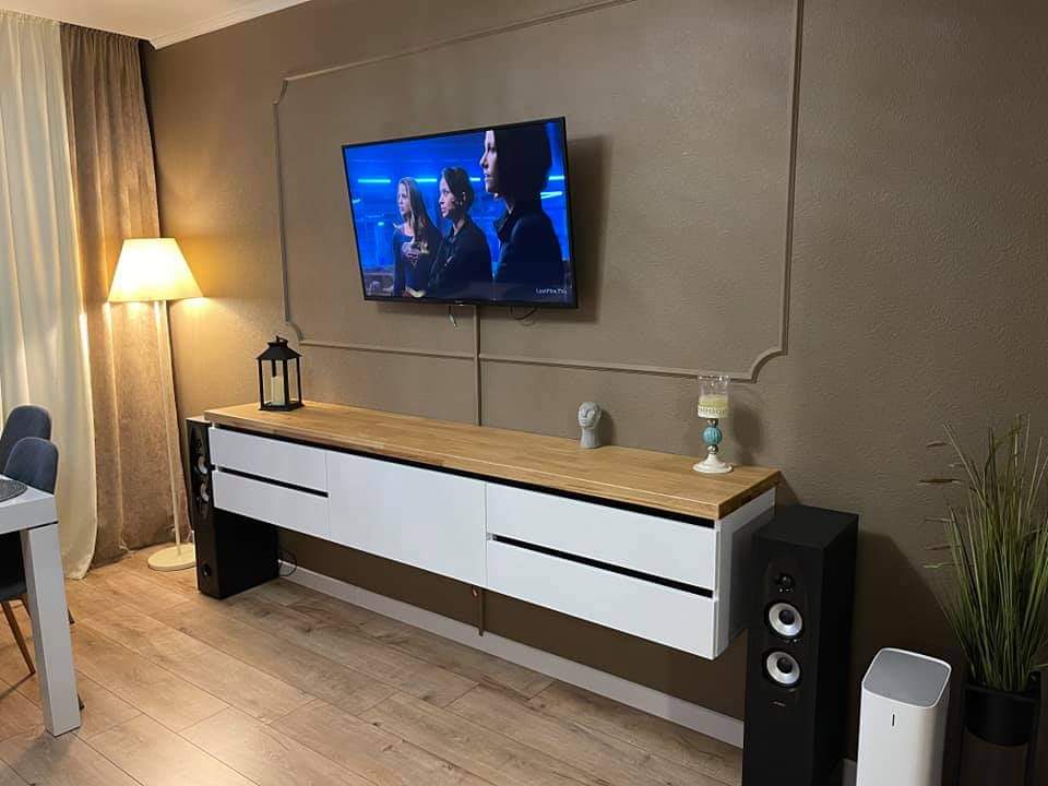 Фото навісна туиба
