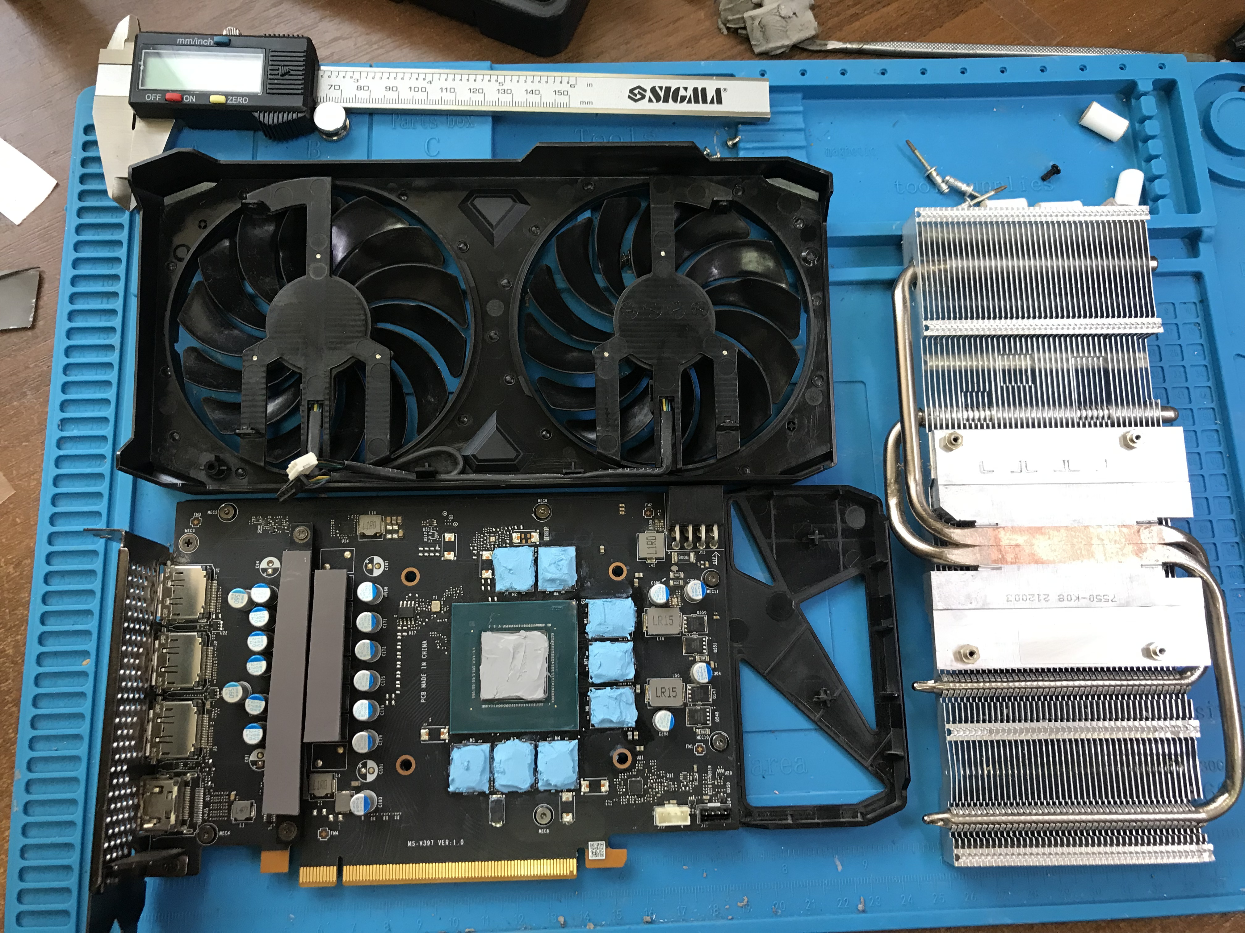 Фото Внутрішня профілактика відеокарти