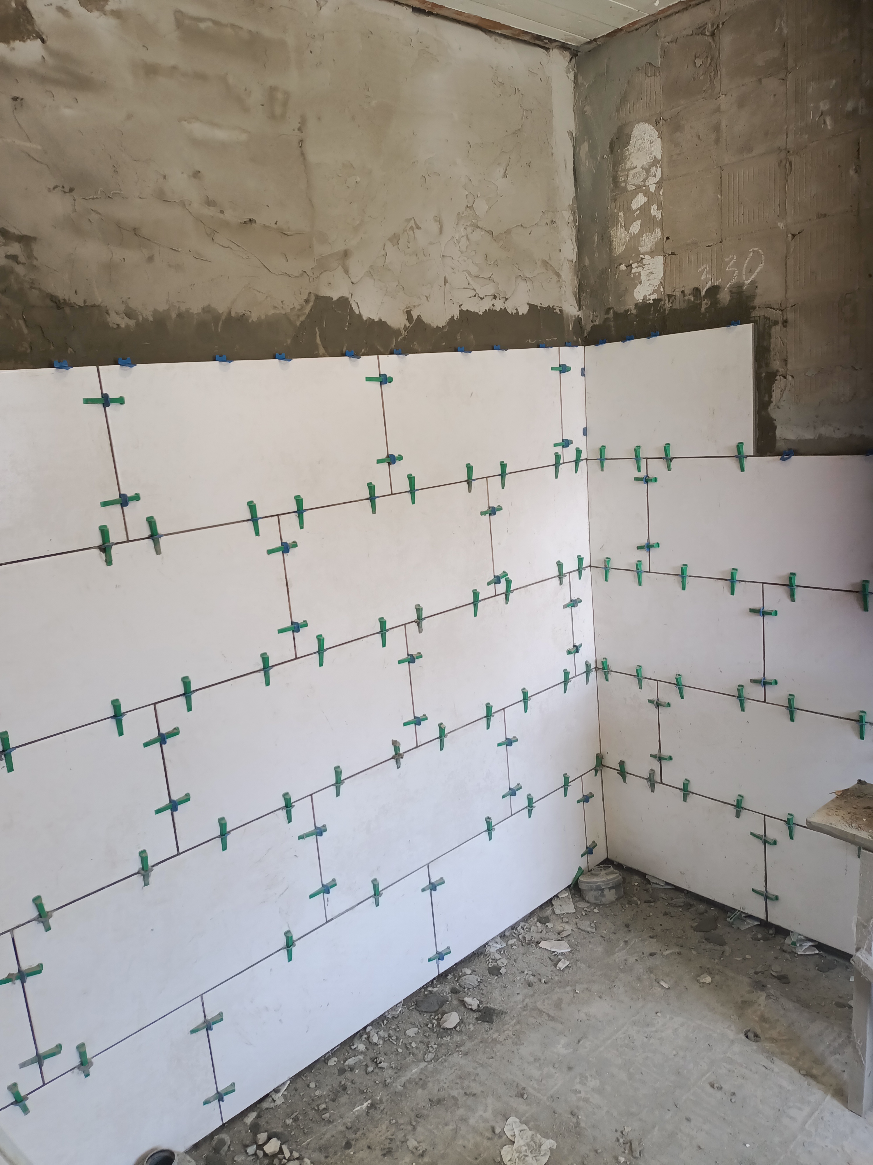 Фото Укладання плитки.