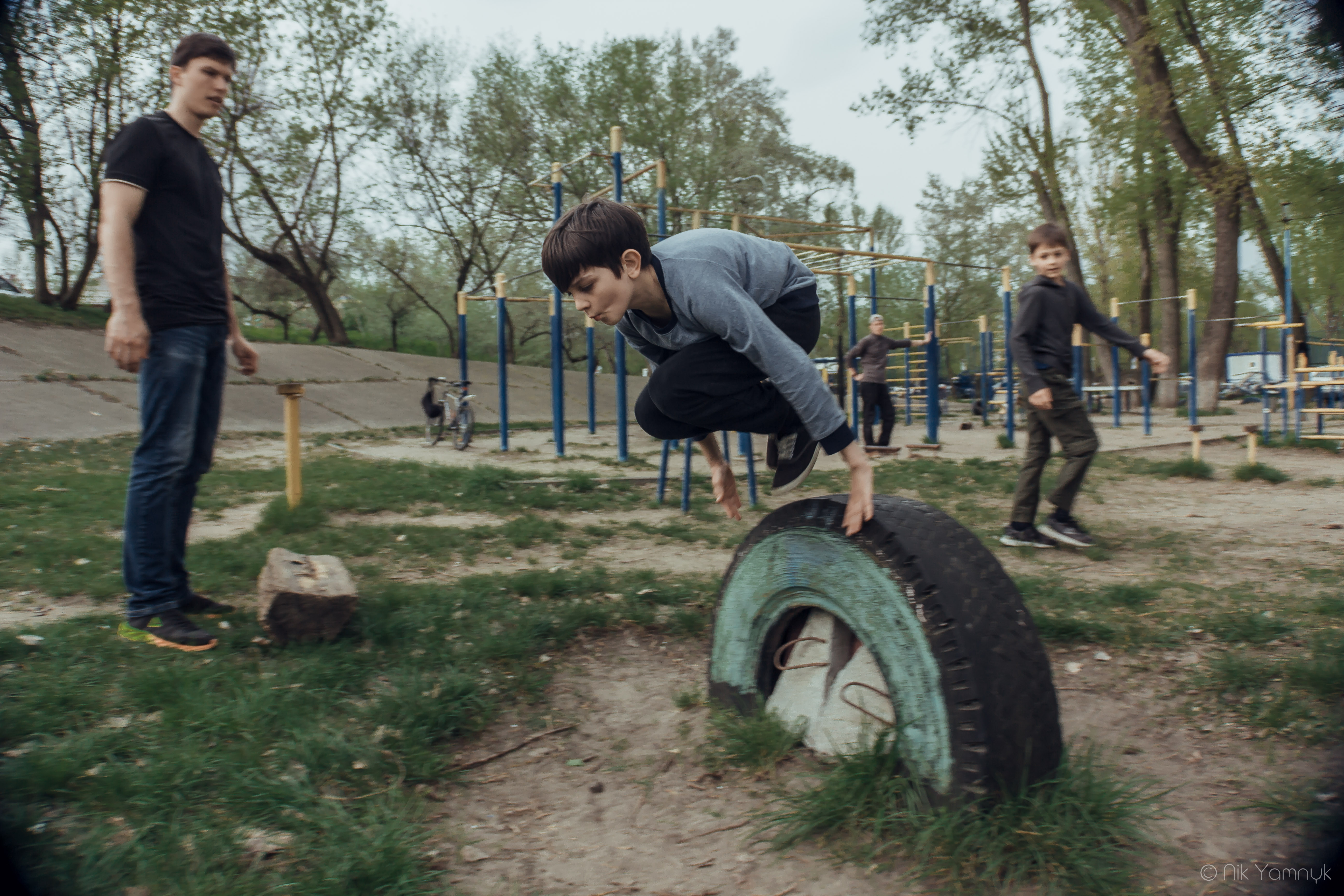Фото Открытая тренировка в Гидропарке по паркуру