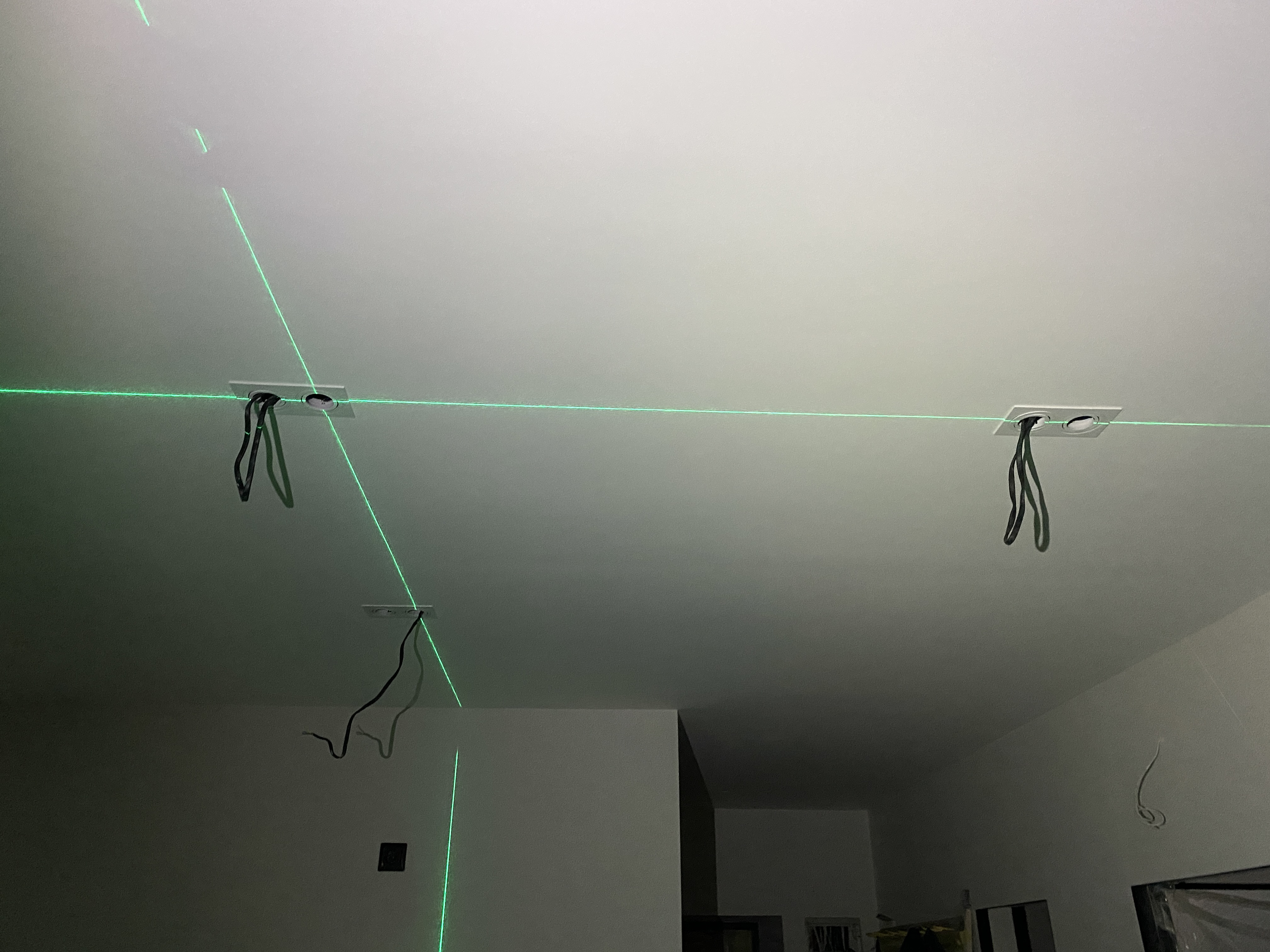 Фото Підключення точкових світильників