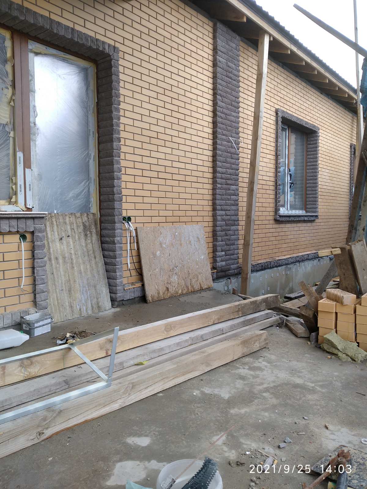 Фото Кладка клінкерної цегли 