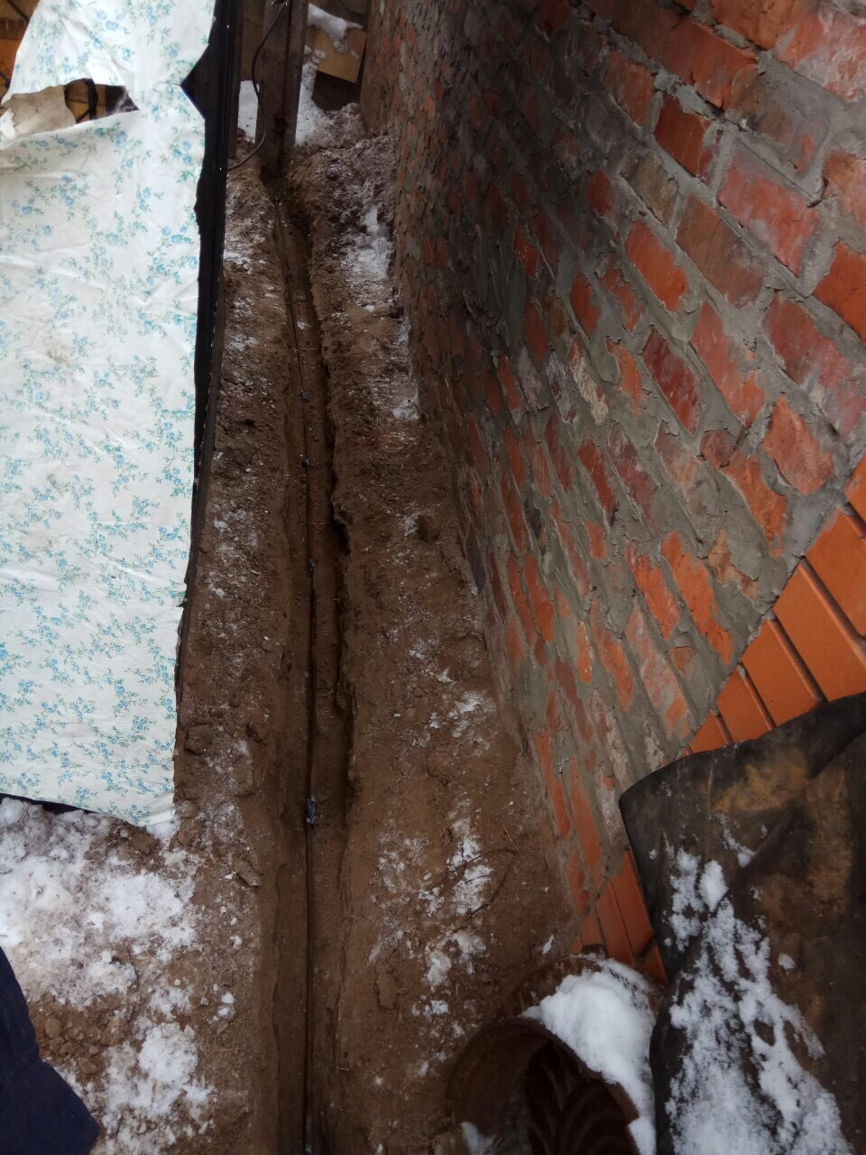 Фото Контур заземления в траншеи 