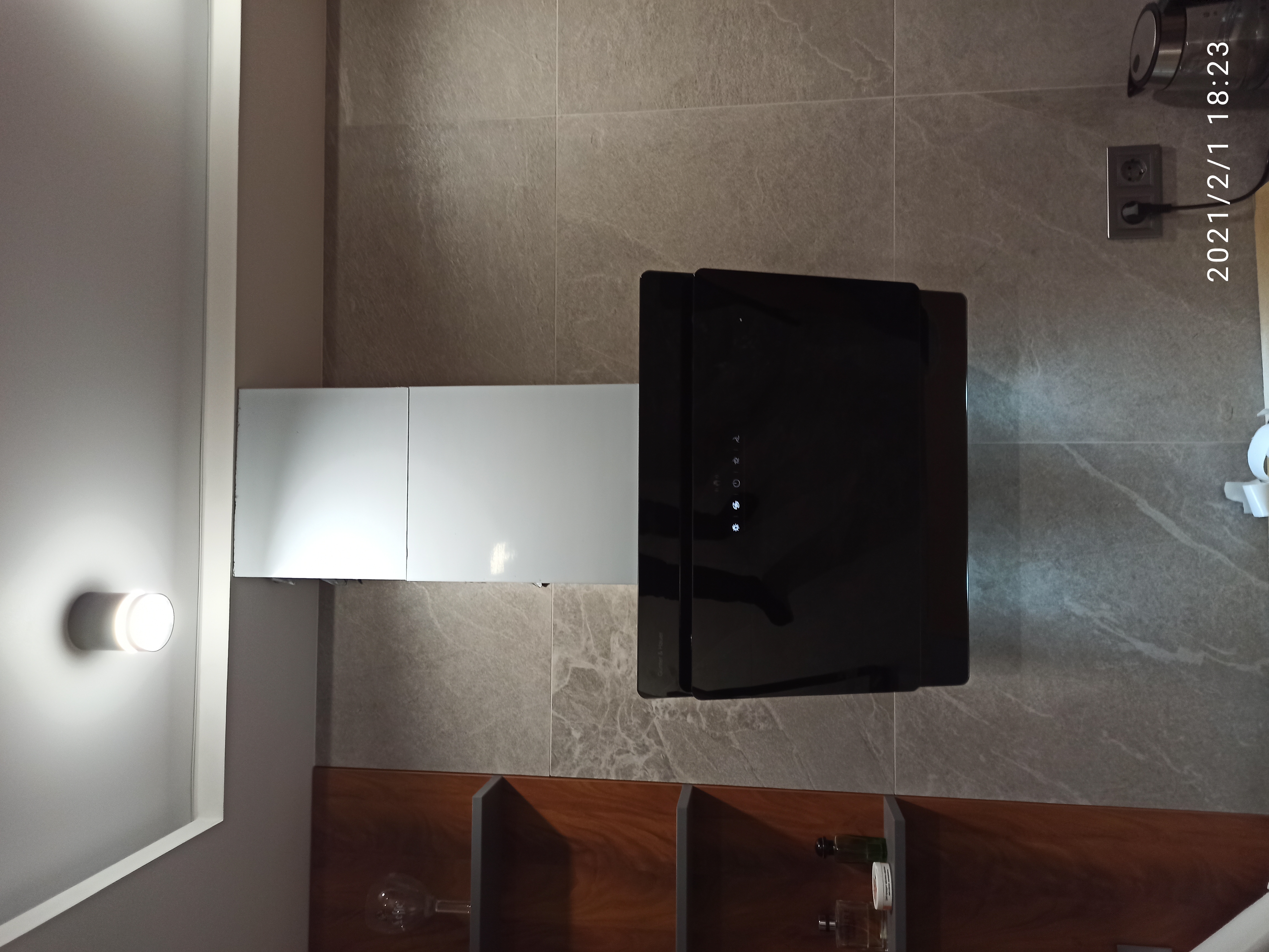 Фото Установка и подключение вытяжки 