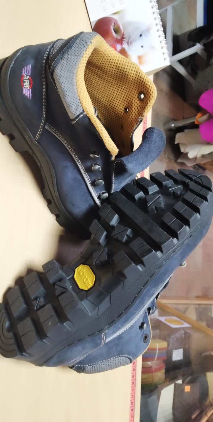 Фото Замена подошв Vibram 2