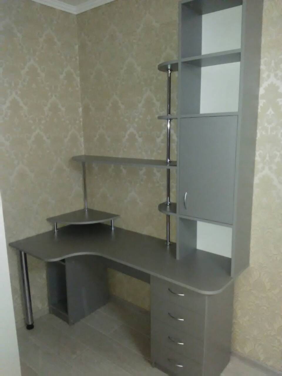 Фото Изготовление корпусной мебели под заказ. Для квартир, офисов, магазинов, салонов красоты.  