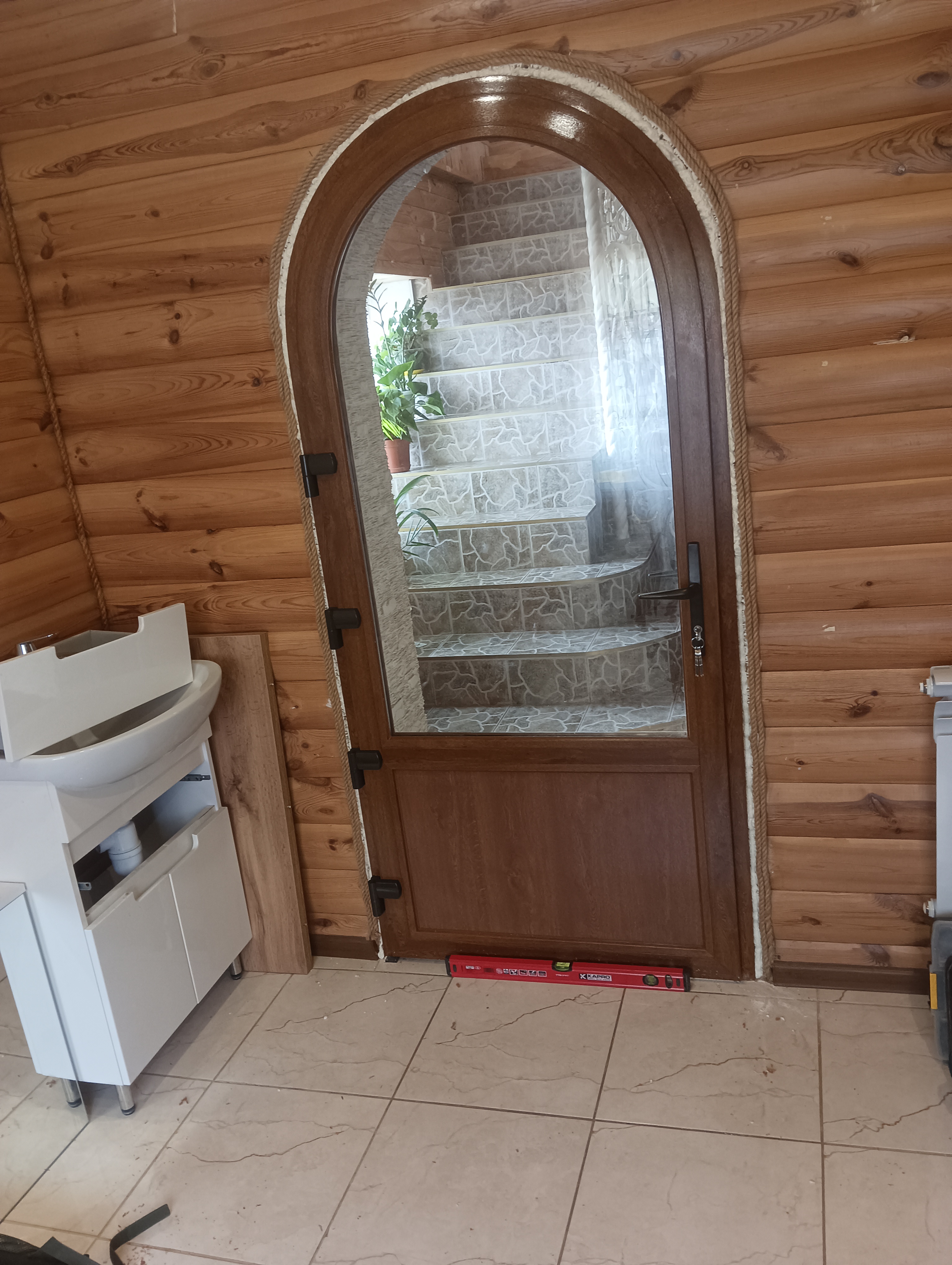 Фото міжкімнатні металопластикові двері аркової конструкції 