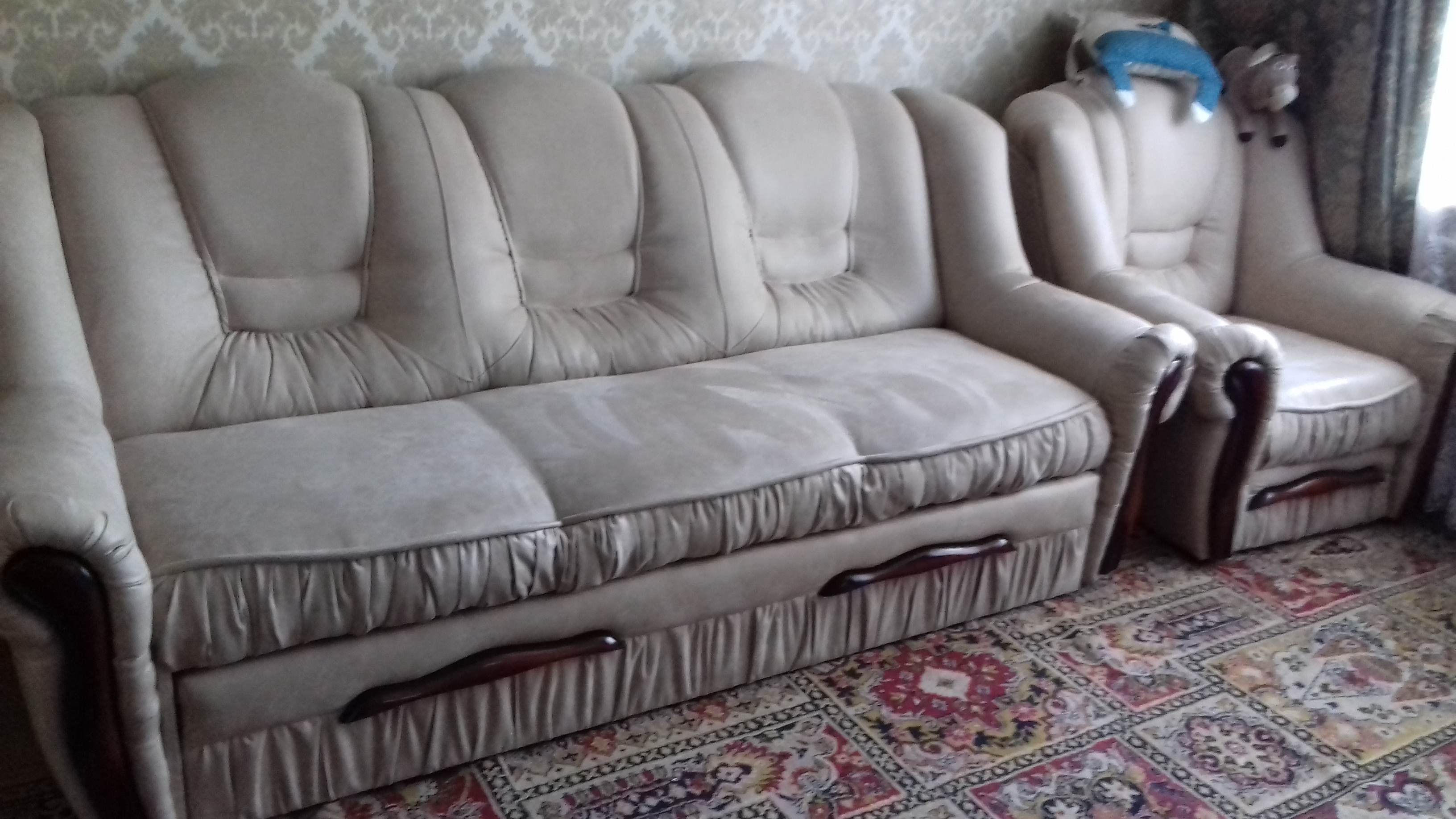 Фото Відремонтрване сидіння дивану: замінено ДВП на фанеру, 2 опорних бруска