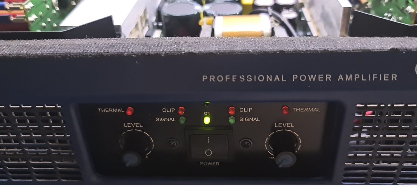 Фото Parkaudio cf1800  Ремонт блока живлення. Ремонт  каналів.