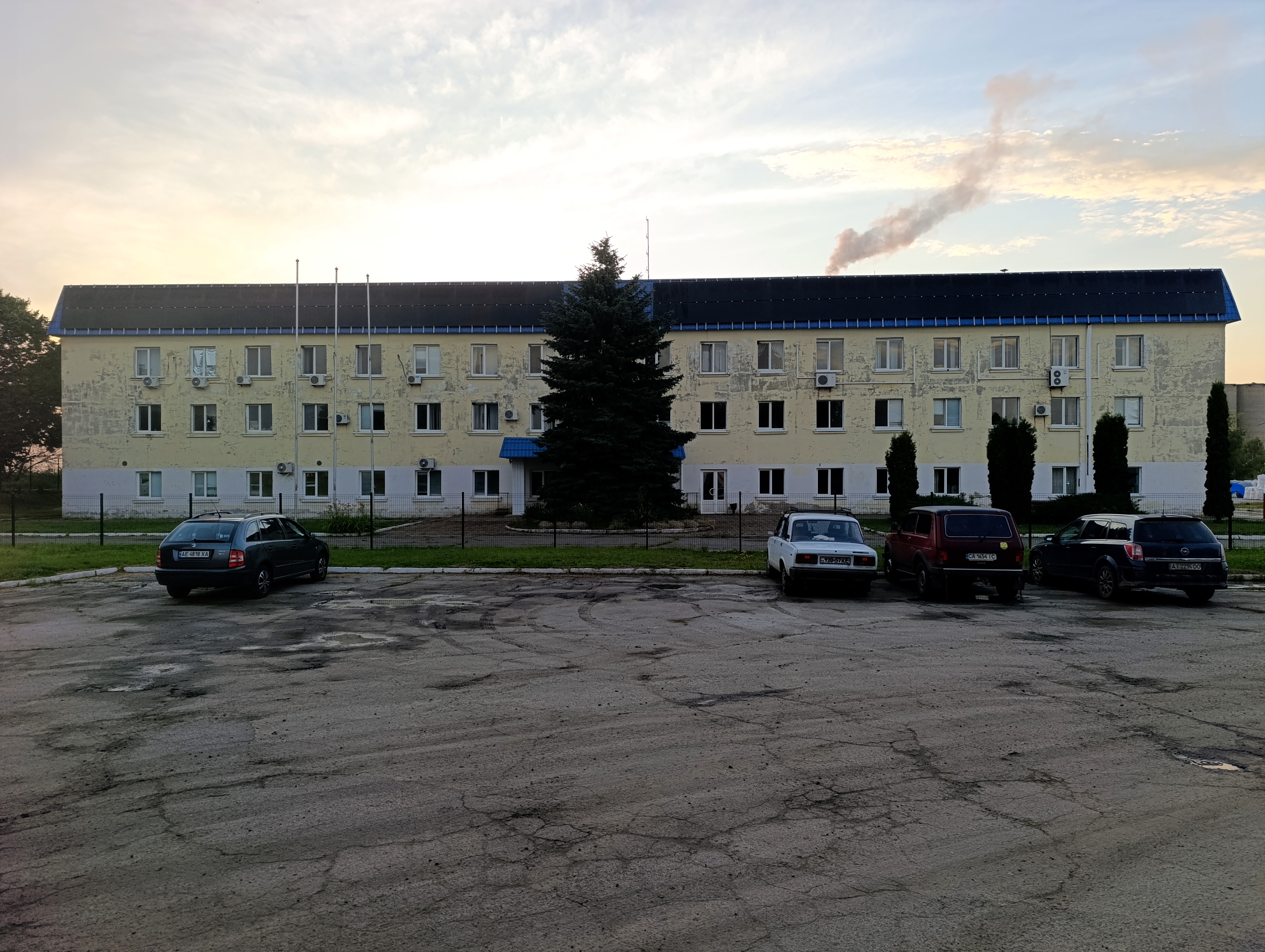 Фото Промислова сонячна станція на бентонітовому заводі Черкаська область 