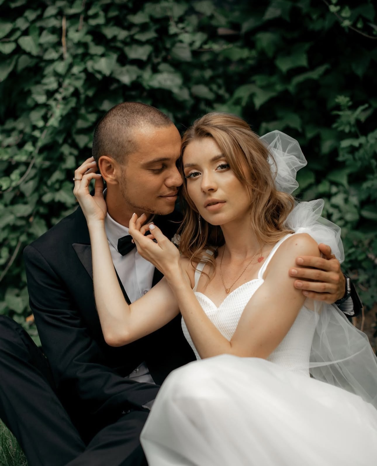 Фото зйомка камерного весілля . 