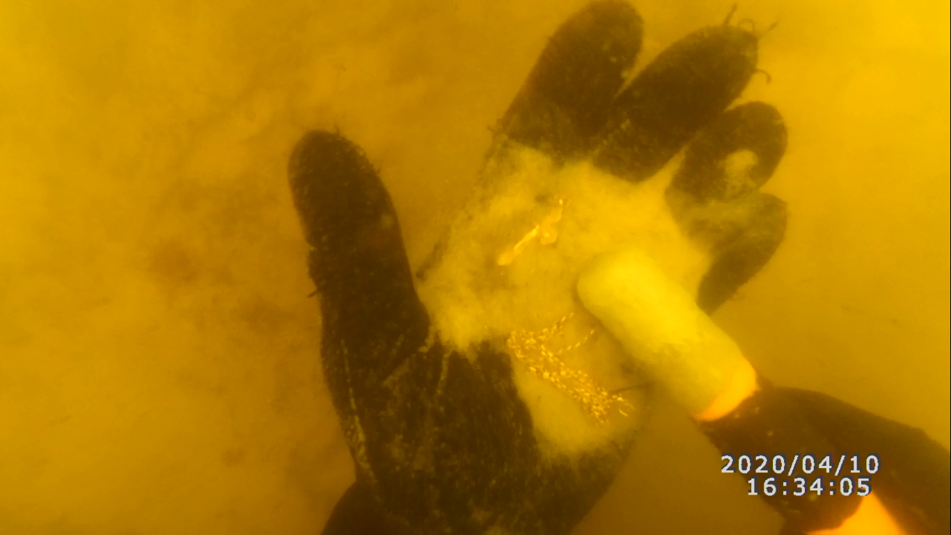 Фото Услуги Водолаза Киев с Металлоискателем 2