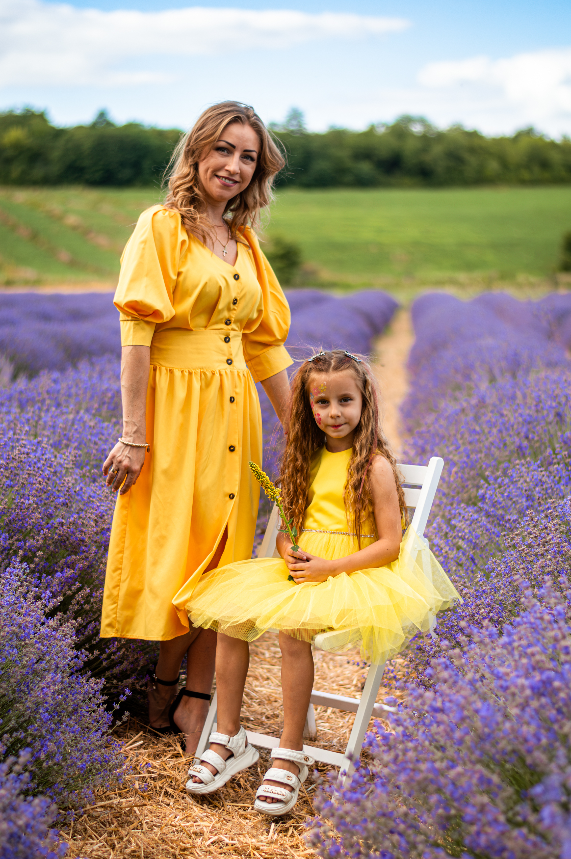 Фото Фотосесія на лавандовому полі, ретуш, кадрування, кольорокорекція, фотосесія 1 година