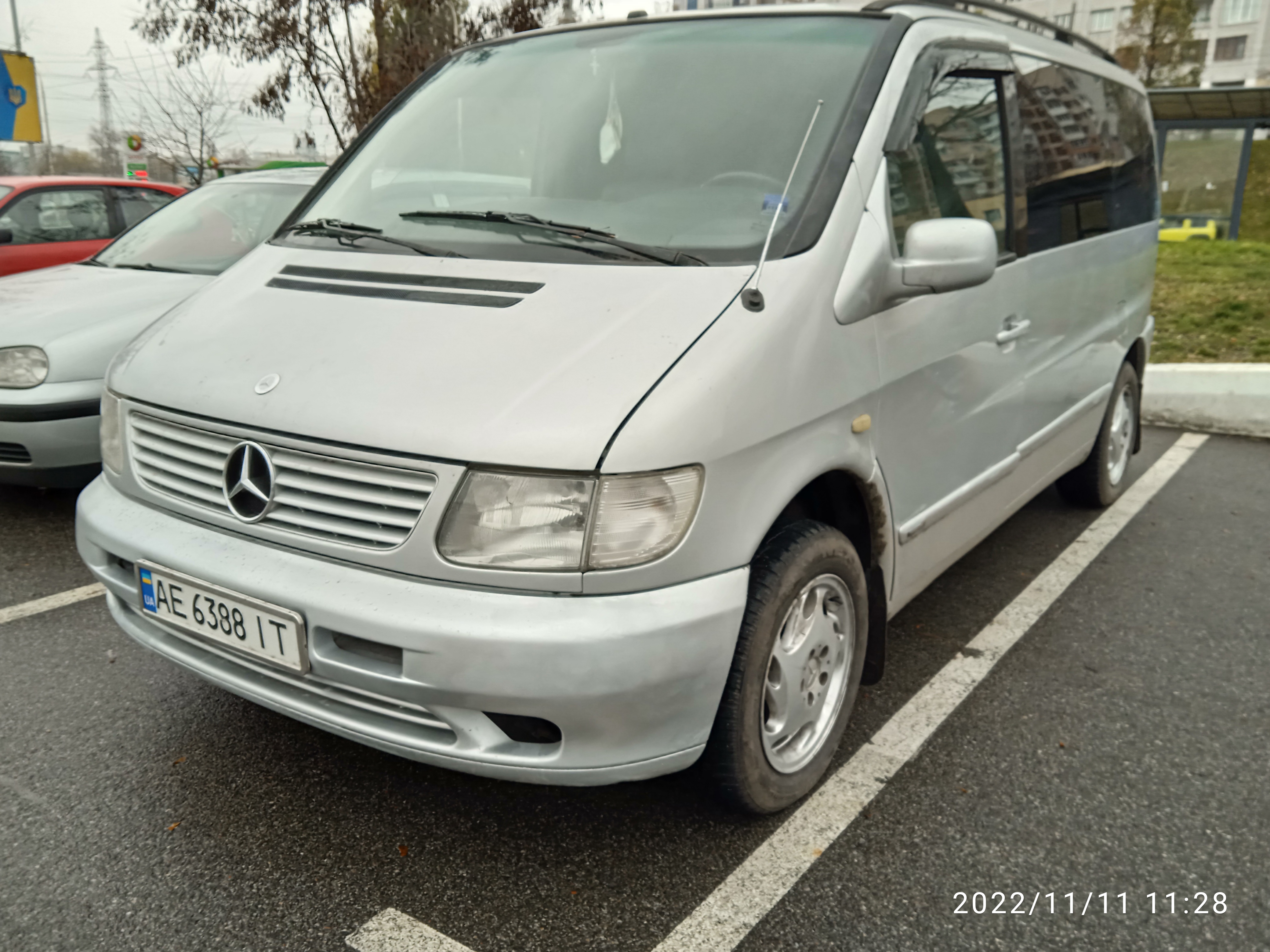 Фото реставрация и установка бамперов, капота, радиатора, химчистка салона 