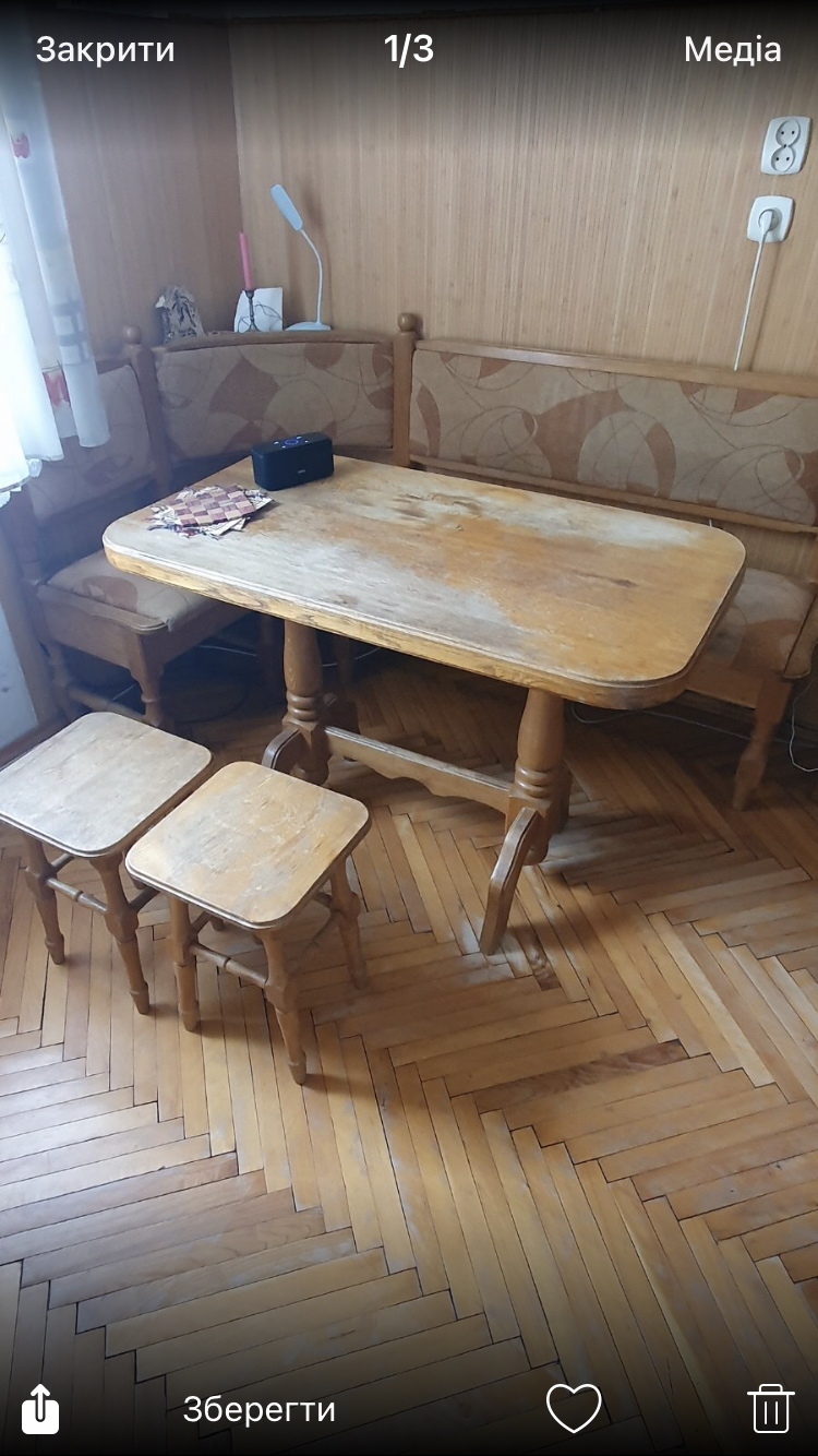 Фото шліфування і лакування меблів