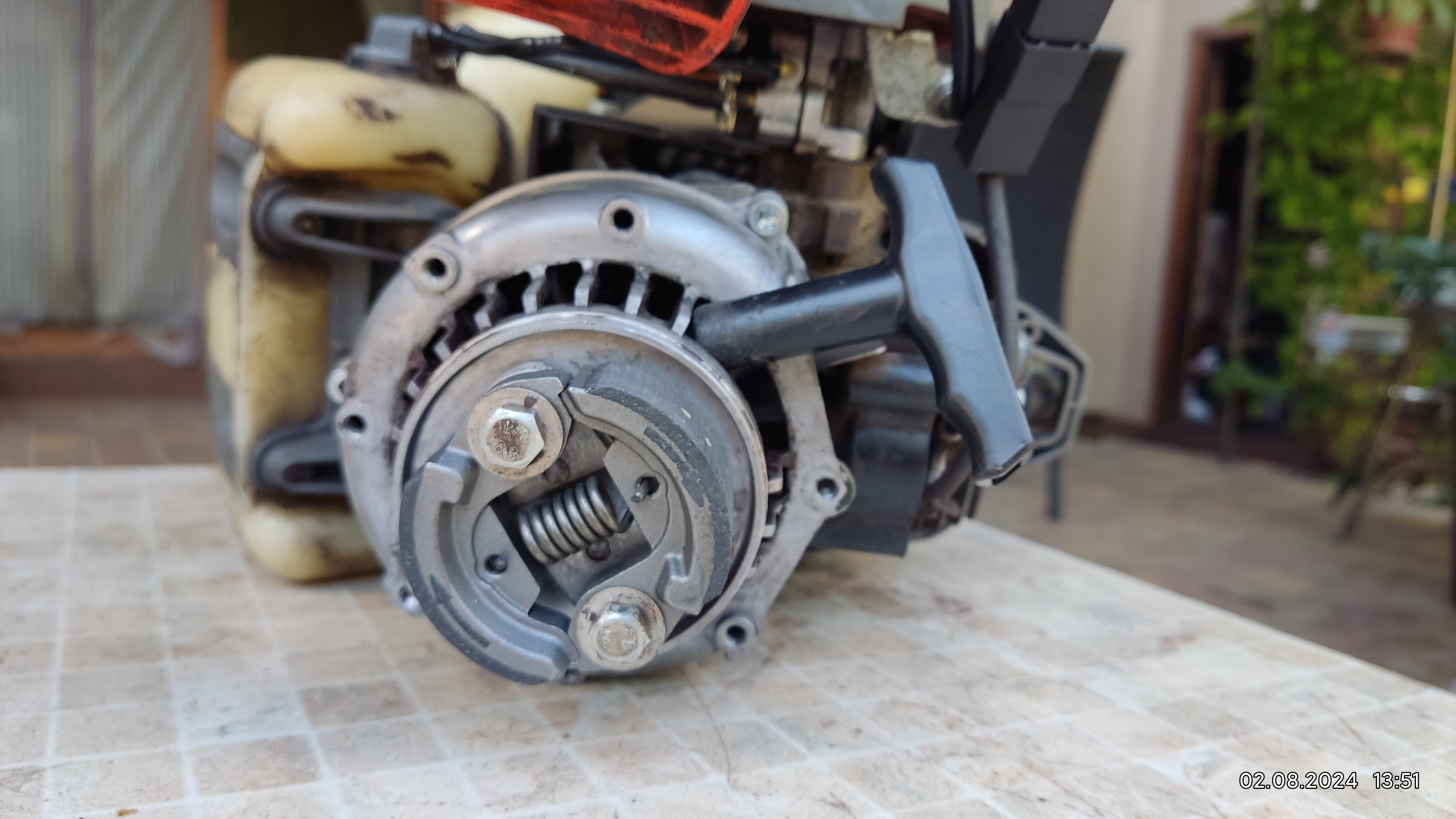 Фото Ремонт бензоінструменту, бензопили, газонокосарки, генератори, мотокоси