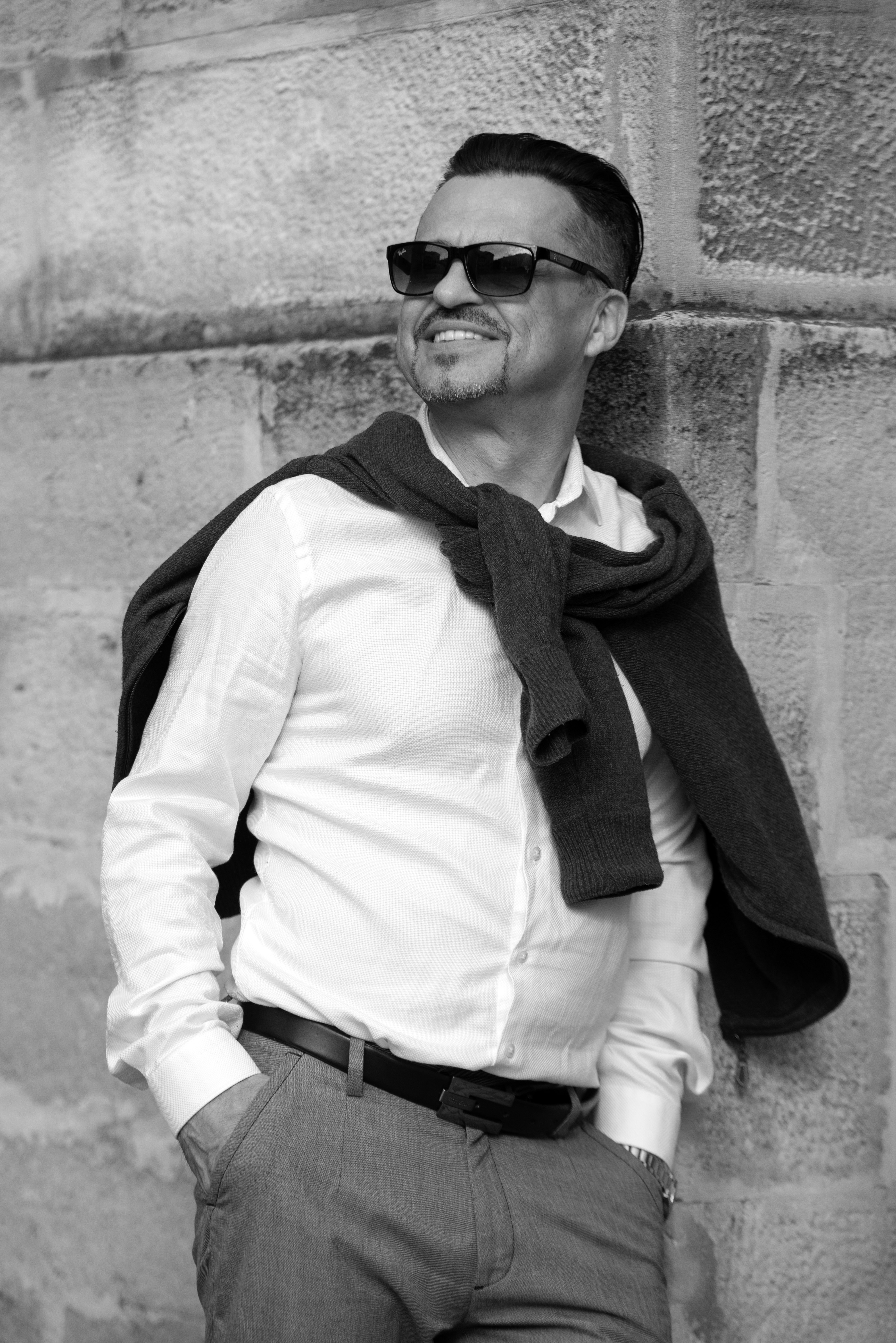 Фото Фотосесії, інтер'єр, семінари, корпоративи, весілля, предметна зйомка. 