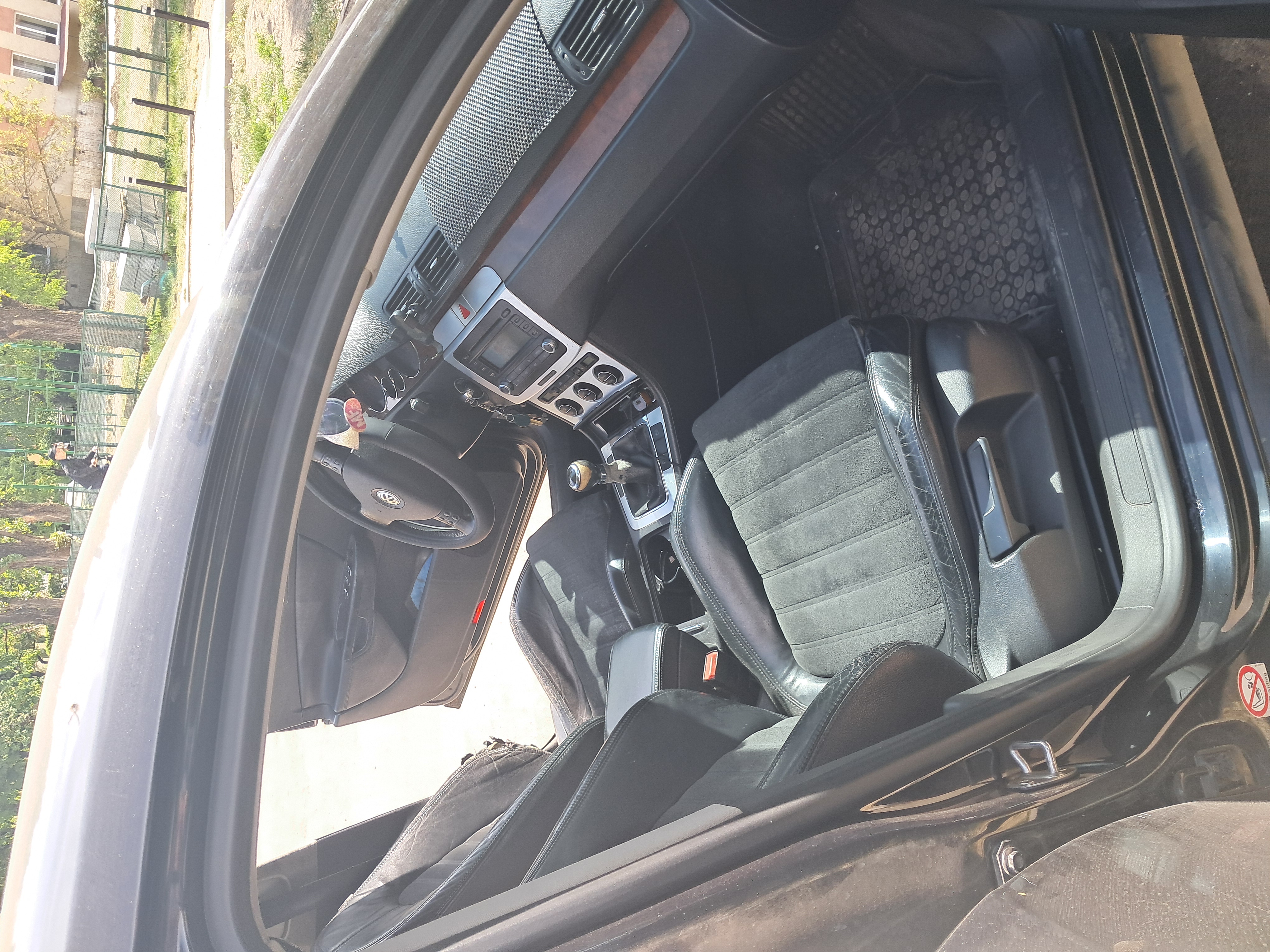 Фото Індівідуальні пасажирські трансфери комфортабельним авто 4
