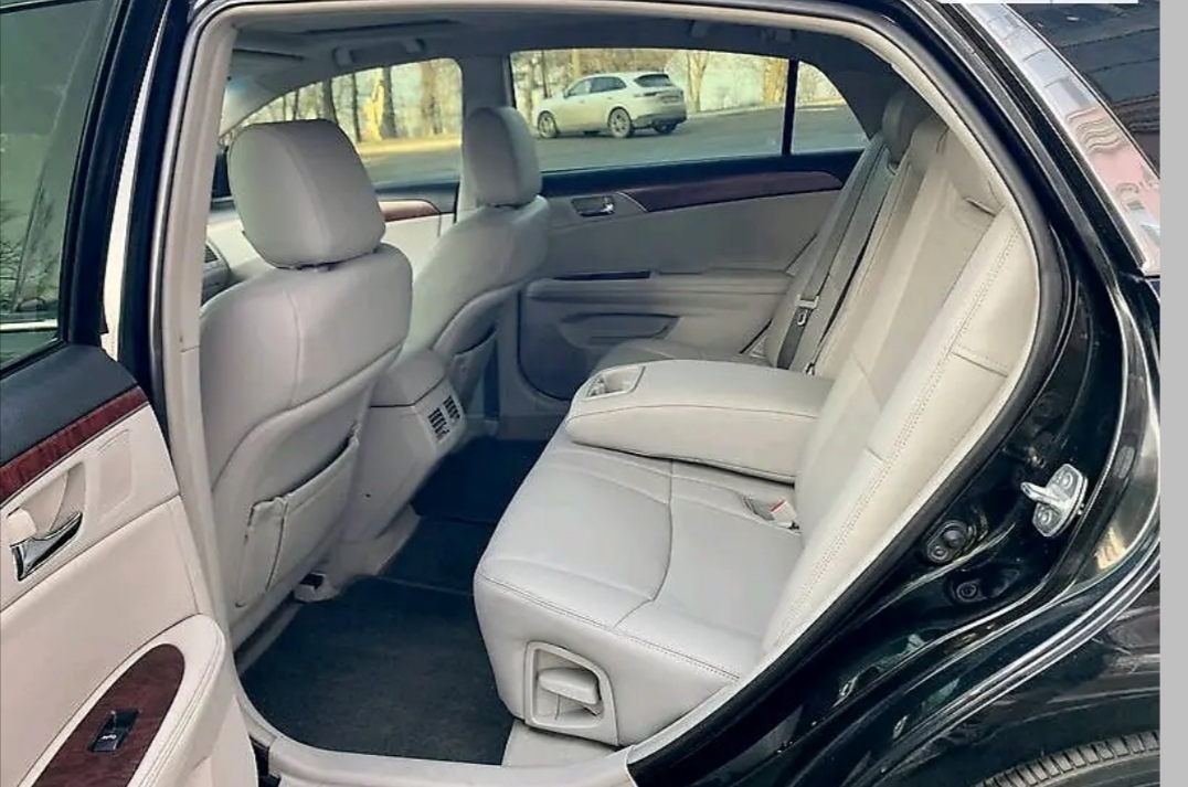 Фото Аренда авто, трансфер, свадебное авто Toyota Avalon Киев и Киевская область.  4