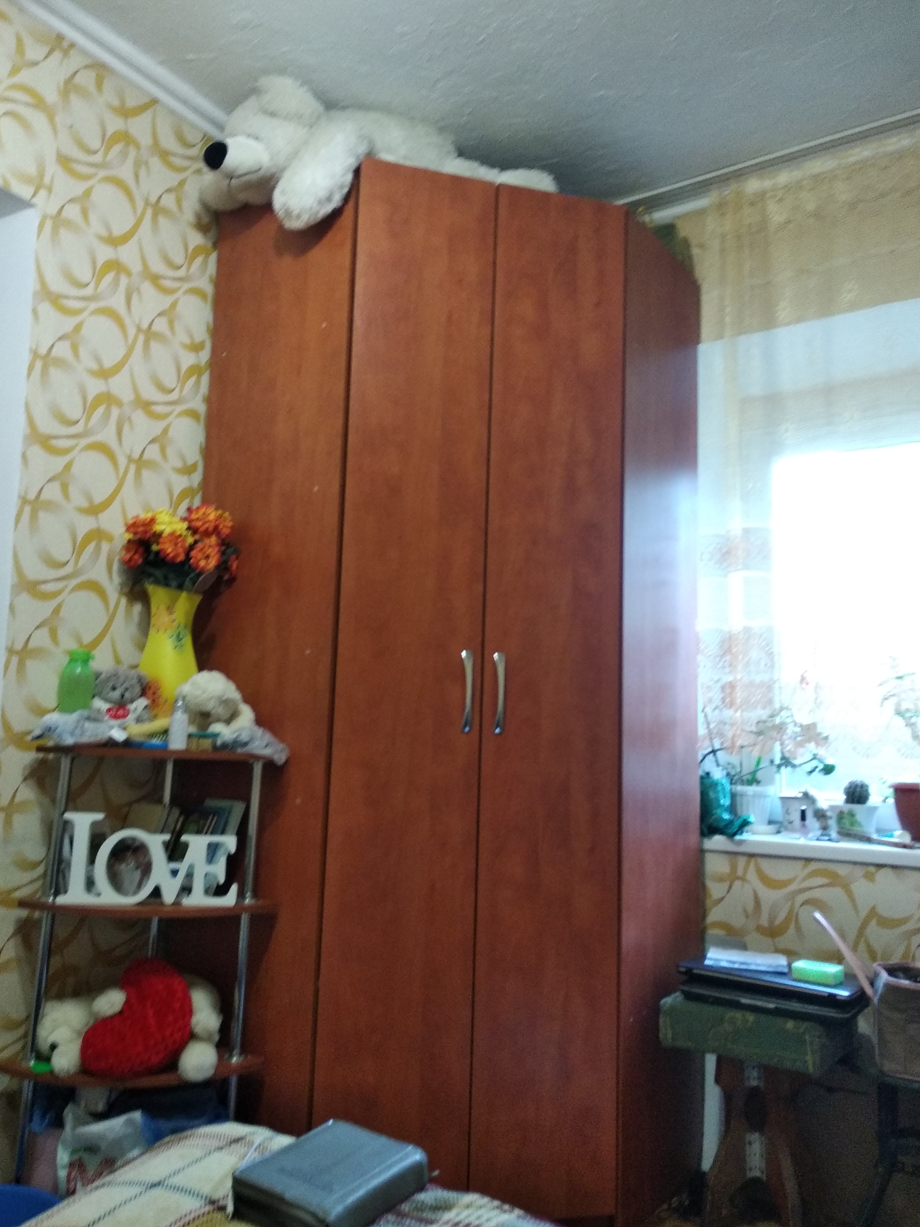 Фото Демонтаж шкафа и установка его же в другой комнате. Сборка углового шкафа