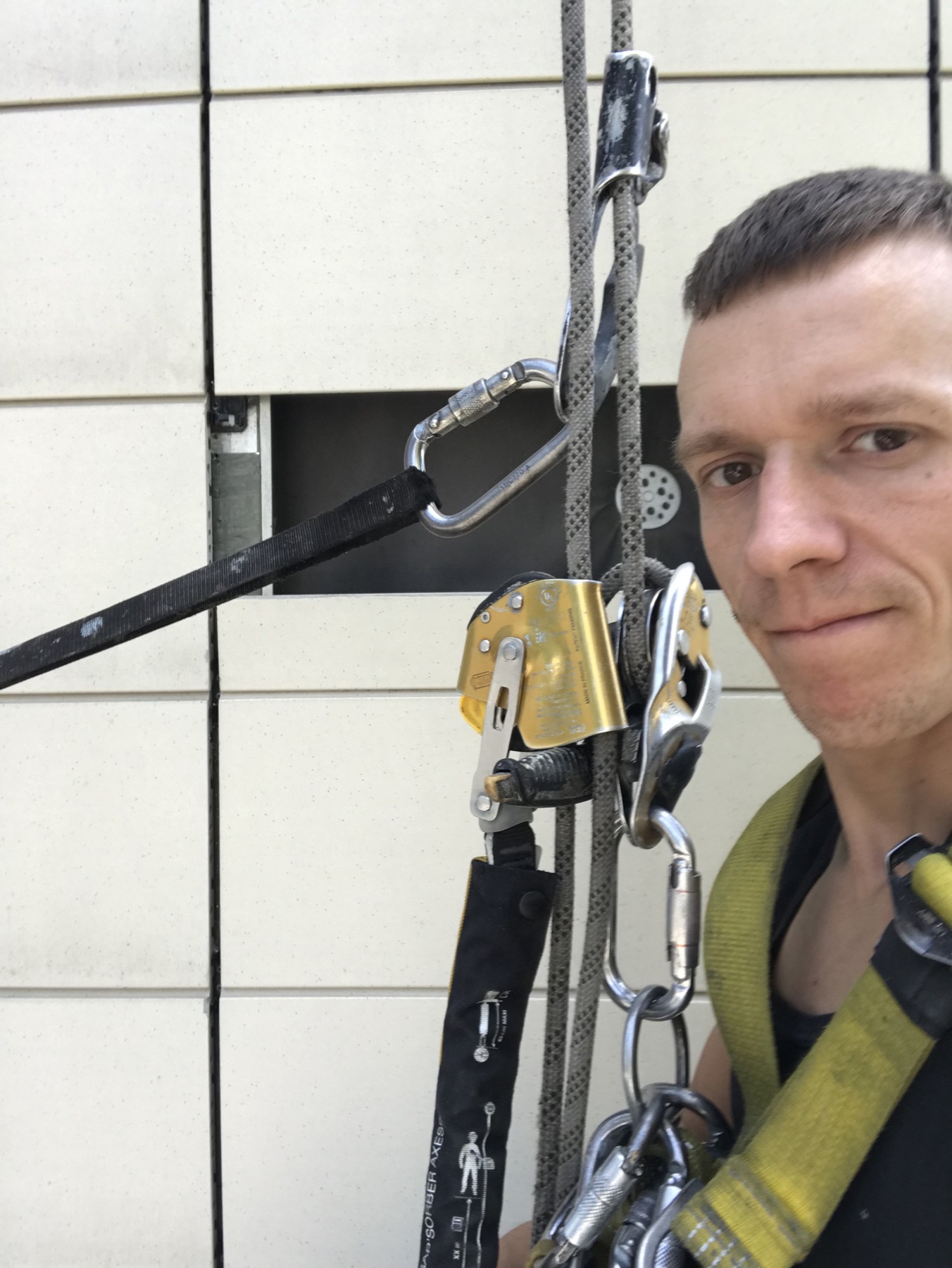 Фото Заміна вентфасаду