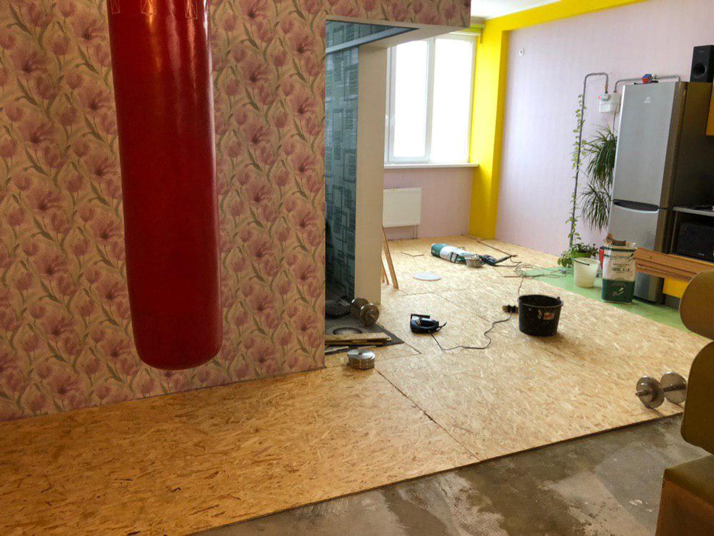 Фото Ремонт стяжки, укладка OSB, укладка нового ковралина 40м2