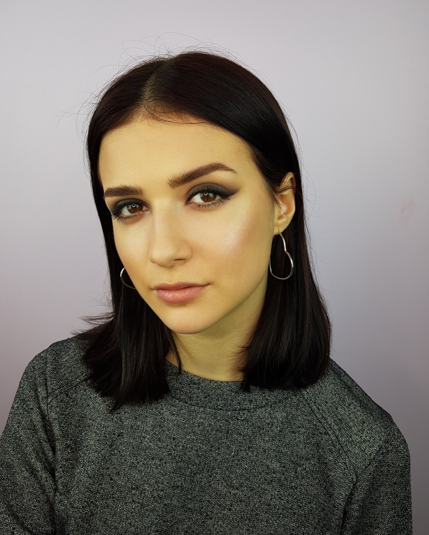 Фото За вечерним макияжем и нюдом ко мне 4