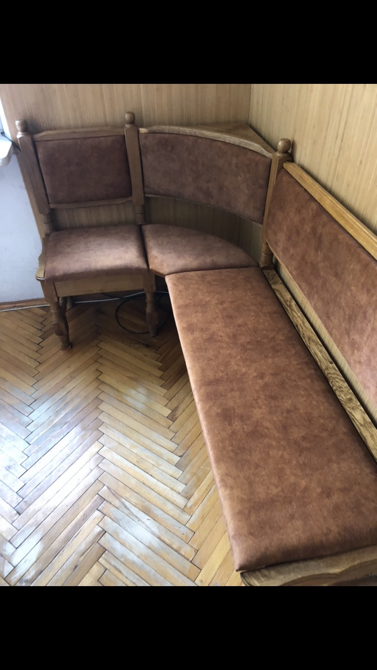 Фото шліфування і лакування меблів